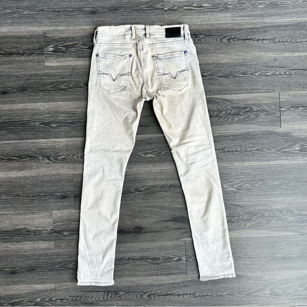 Guess Jeans
